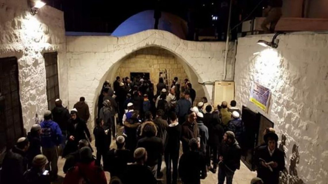 Doa Massal Di Makam Nabi Yusuf 1.500 Warga Yahudi Israel Hadir