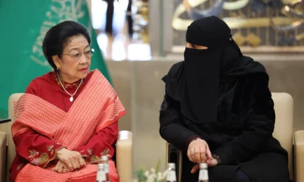 Megawati Soekarnoputri Tiba Di Riyadh Misi Akademik Perdamaian