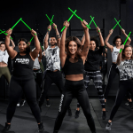 Olahraga Poundfit Kini Memadukan Gerakan Aerobik Dan Yoga