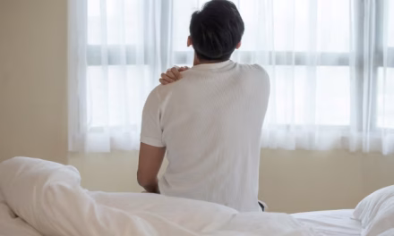 Nyeri Pada Bahu Bisa Jadi Karena Cara Tidur Kamu Yang Salah!