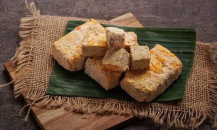 Bahan Makan Tradisional Oncom Khas Indonesia, Yuk Kita Bahas